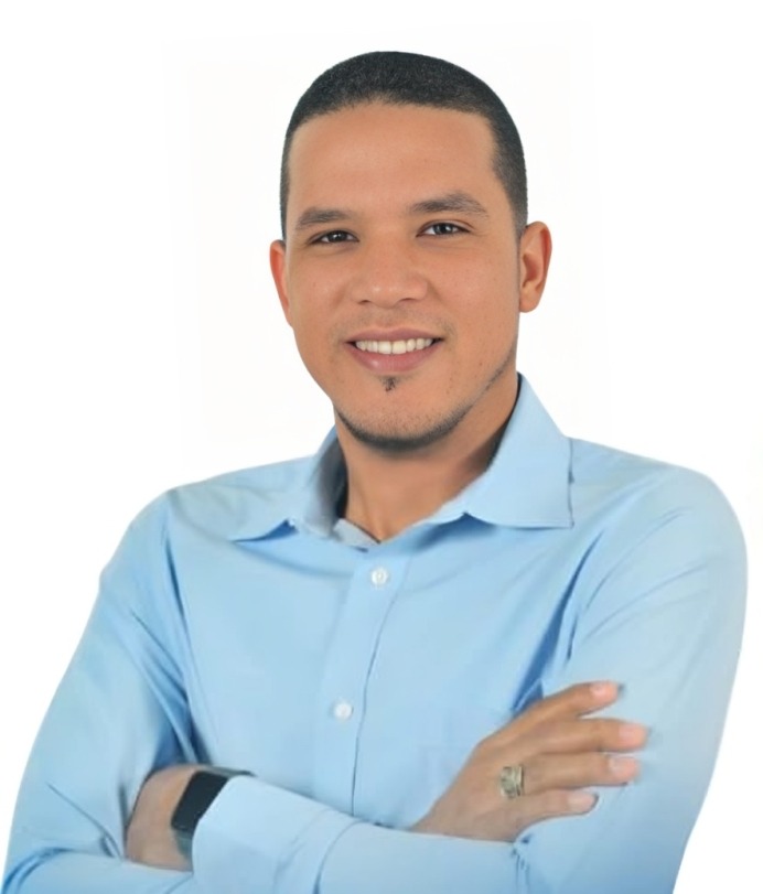 LICDO. STERLING FEDERICO QUEZADA MELO